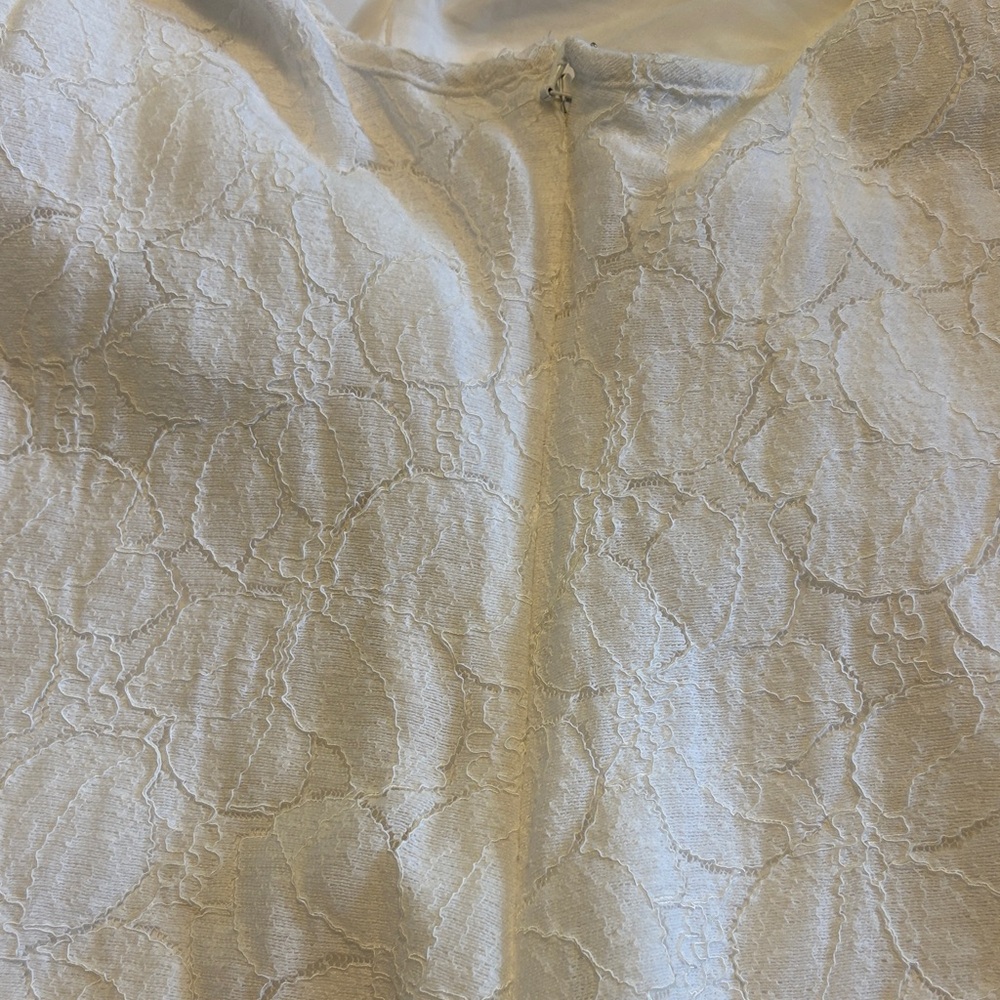 White House Black Market White Lace Tank Top - Picture 3 of 4